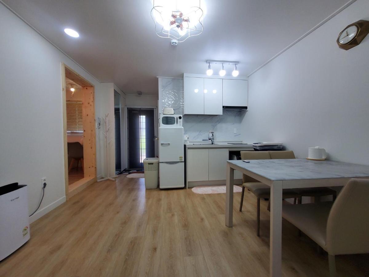 ג'גו Hanihaus Sinchon-Ri מראה חיצוני תמונה